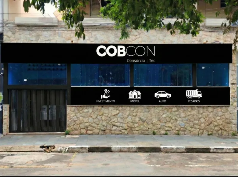 Sede própria da CobCon em Passos - MG, fachada moderna com letreiro